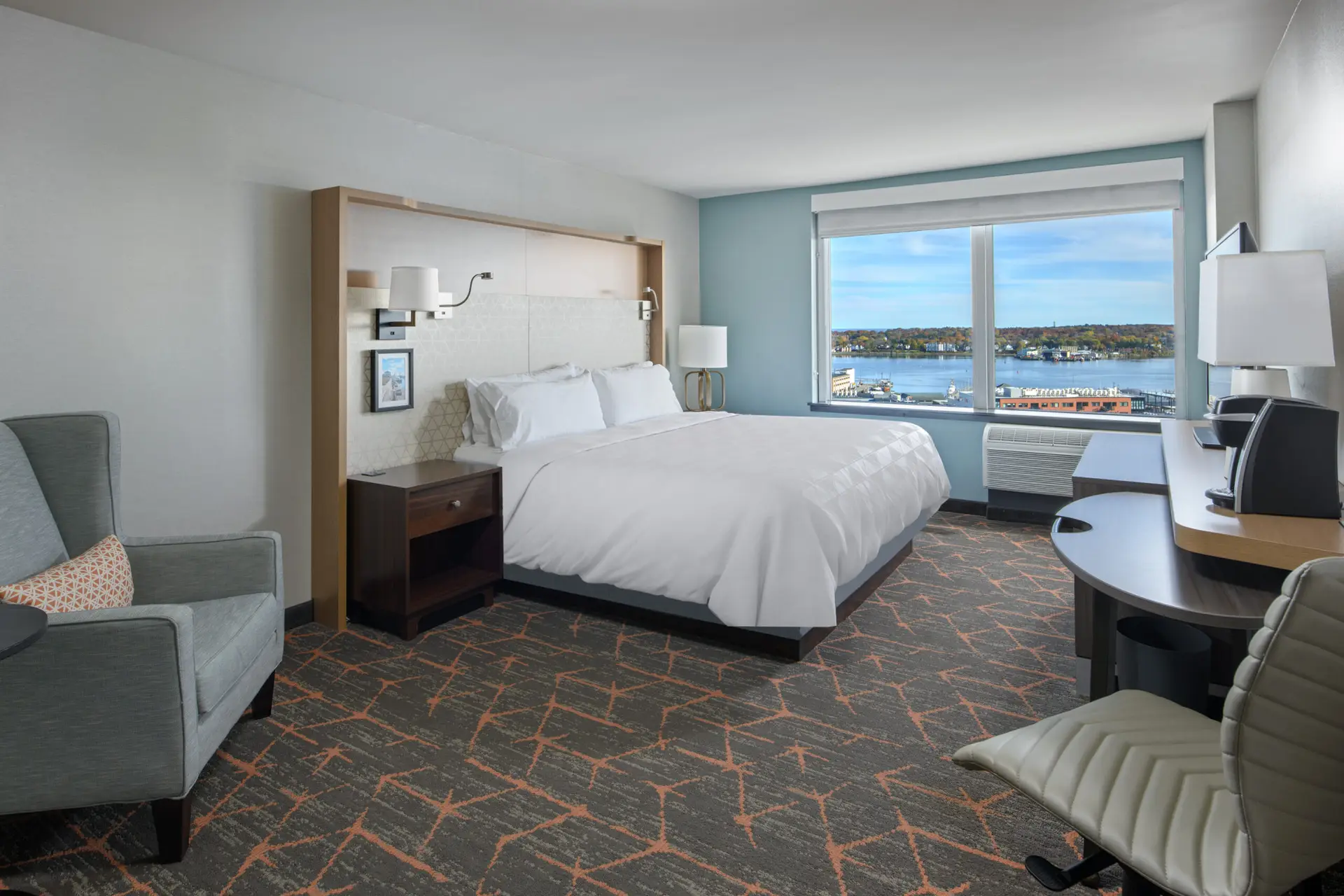 Holiday Inn by the Bay Room